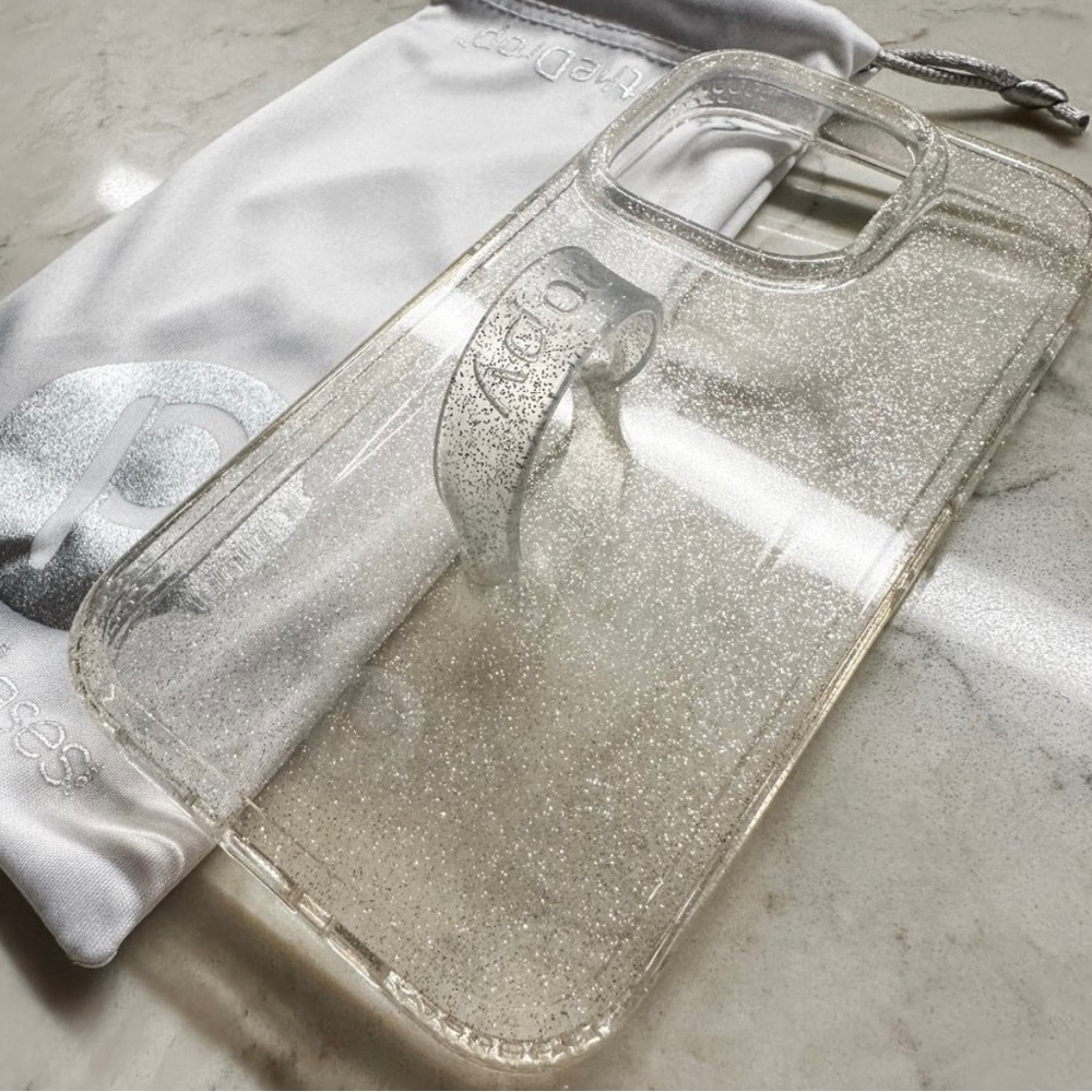 iPhone 14 Pro Loopy Case